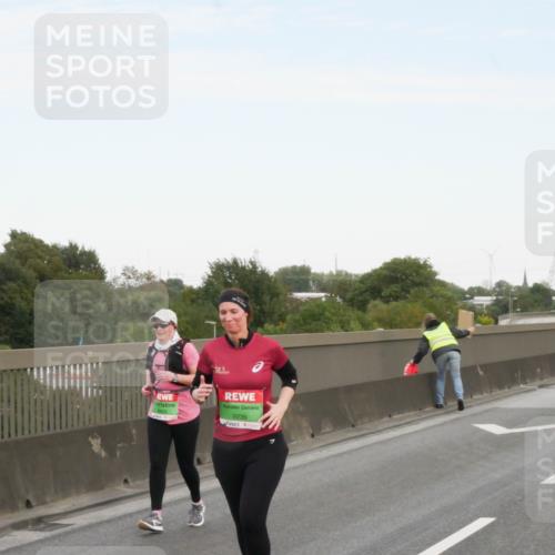 03.10.2025 - Köhlbrandbrückenlauf Matties Gatica Varas http://msf.ph/oto/9173848 03.10.2025 15:31:50 Position 3 9235 meine-sportfotos.de