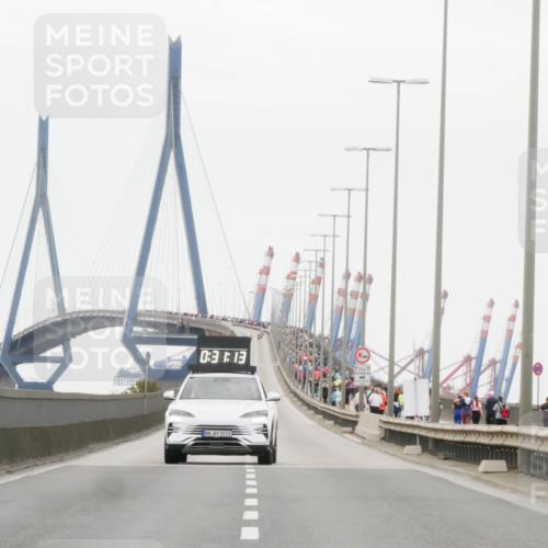 03.10.2025 - Köhlbrandbrückenlauf Matties Gatica Varas http://msf.ph/oto/9173850 03.10.2025 15:32:10 Position 3 193, 0, 31, 13, 2, 12 meine-sportfotos.de