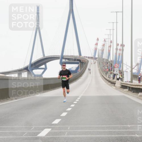 03.10.2025 - Köhlbrandbrückenlauf Matties Gatica Varas http://msf.ph/oto/9173872 03.10.2025 15:32:28 Position 3 12, 1 meine-sportfotos.de