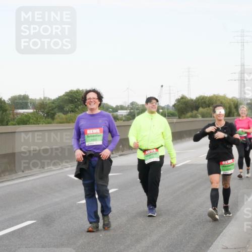 03.10.2025 - Köhlbrandbrückenlauf Matties Gatica Varas http://msf.ph/oto/9173880 03.10.2025 15:32:50 Position 3 9342, 9260 meine-sportfotos.de