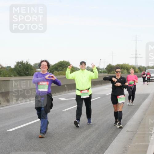 03.10.2025 - Köhlbrandbrückenlauf Matties Gatica Varas http://msf.ph/oto/9173883 03.10.2025 15:32:51 Position 3 9342 meine-sportfotos.de