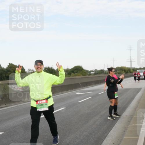 03.10.2025 - Köhlbrandbrückenlauf Matties Gatica Varas http://msf.ph/oto/9173887 03.10.2025 15:32:54 Position 3 9256 meine-sportfotos.de