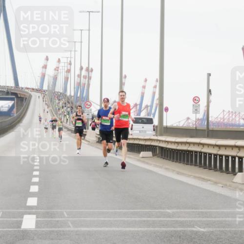03.10.2025 - Köhlbrandbrückenlauf Matties Gatica Varas http://msf.ph/oto/9173953 03.10.2025 15:34:55 Position 3 12, 1, 12, 1 meine-sportfotos.de