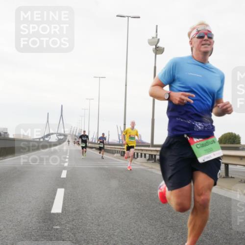 03.10.2025 - Köhlbrandbrückenlauf Matties Gatica Varas http://msf.ph/oto/9174116 03.10.2025 15:37:47 Position 3 7063 meine-sportfotos.de