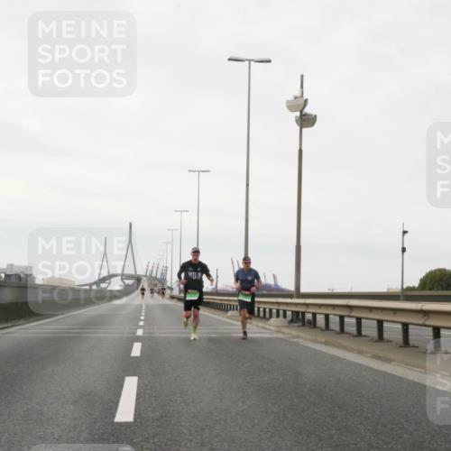 03.10.2025 - Köhlbrandbrückenlauf Matties Gatica Varas http://msf.ph/oto/9174122 03.10.2025 15:37:50 Position 3  meine-sportfotos.de
