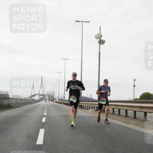 03.10.2025 - Köhlbrandbrückenlauf Matties Gatica Varas http://msf.ph/oto/9174125 03.10.2025 15:37:51 Position 3  meine-sportfotos.de
