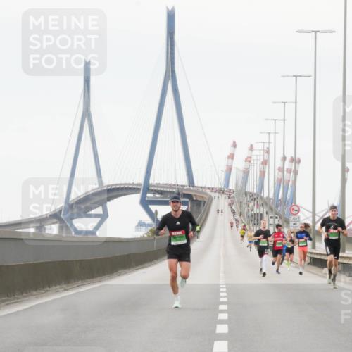 03.10.2025 - Köhlbrandbrückenlauf Matties Gatica Varas http://msf.ph/oto/9174135 03.10.2025 15:38:01 Position 3 12, 1 meine-sportfotos.de