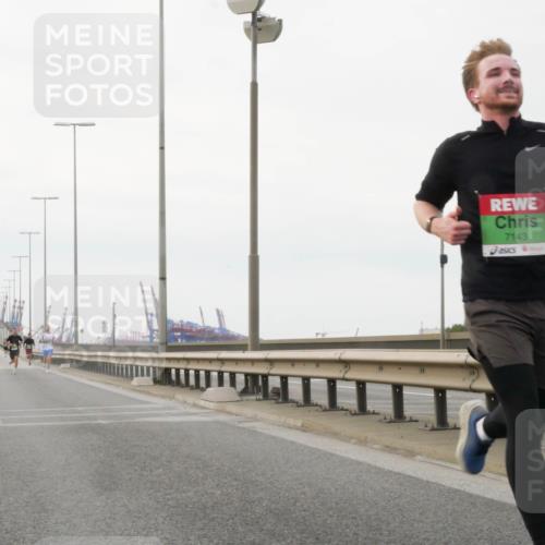 03.10.2025 - Köhlbrandbrückenlauf Matties Gatica Varas http://msf.ph/oto/9174281 03.10.2025 15:40:05 Position 3 7143 meine-sportfotos.de