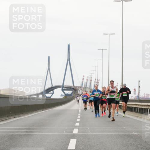 03.10.2025 - Köhlbrandbrückenlauf Matties Gatica Varas http://msf.ph/oto/9174474 03.10.2025 15:42:22 Position 3  meine-sportfotos.de