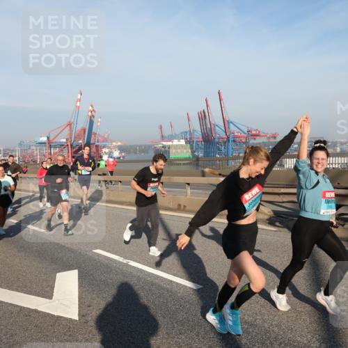 03.10.2025 - Köhlbrandbrückenlauf Yannick Fuchs http://msf.ph/oto/9174600 03.10.2025 08:43:27 Position 2 3362 meine-sportfotos.de