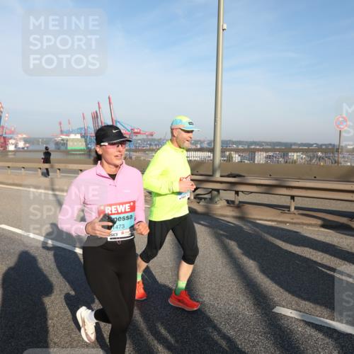 03.10.2025 - Köhlbrandbrückenlauf Yannick Fuchs http://msf.ph/oto/9174632 03.10.2025 08:43:33 Position 2 1473 meine-sportfotos.de