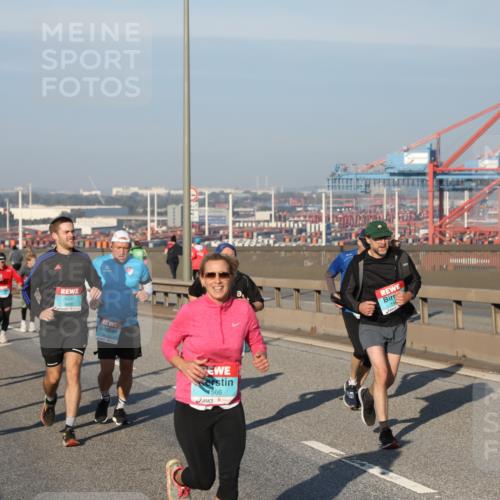 03.10.2025 - Köhlbrandbrückenlauf Yannick Fuchs http://msf.ph/oto/9174668 03.10.2025 08:43:40 Position 2 1566 meine-sportfotos.de