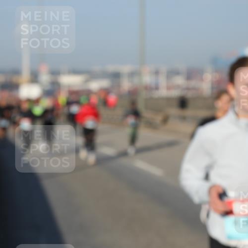 03.10.2025 - Köhlbrandbrückenlauf Yannick Fuchs http://msf.ph/oto/9174703 03.10.2025 08:43:44 Position 2  meine-sportfotos.de