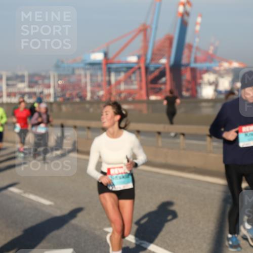 03.10.2025 - Köhlbrandbrückenlauf Yannick Fuchs http://msf.ph/oto/9174756 03.10.2025 08:43:54 Position 2  meine-sportfotos.de