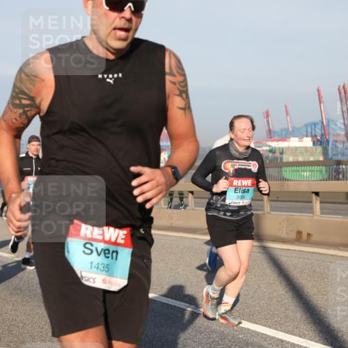 03.10.2025 - Köhlbrandbrückenlauf Yannick Fuchs http://msf.ph/oto/9174918 03.10.2025 08:44:30 Position 2 3539, 1435, 3006 meine-sportfotos.de