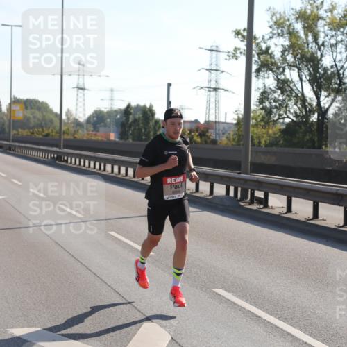 03.10.2025 - Köhlbrandbrückenlauf Yannick Fuchs http://msf.ph/oto/9174977 03.10.2025 11:10:22 Position 3 6099 meine-sportfotos.de