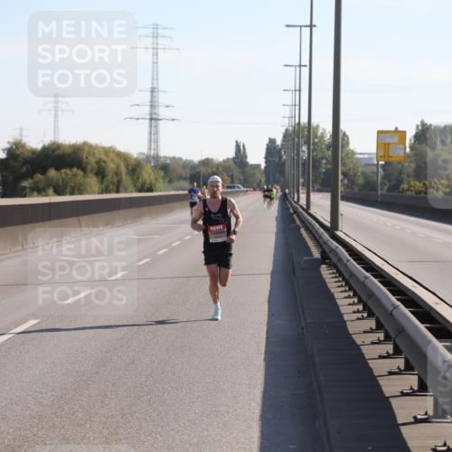 03.10.2025 - Köhlbrandbrückenlauf Yannick Fuchs http://msf.ph/oto/9174992 03.10.2025 11:10:45 Position 3  meine-sportfotos.de