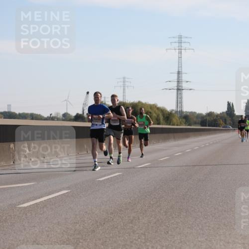 03.10.2025 - Köhlbrandbrückenlauf Yannick Fuchs http://msf.ph/oto/9175027 03.10.2025 11:10:55 Position 3  meine-sportfotos.de