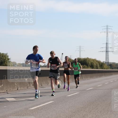 03.10.2025 - Köhlbrandbrückenlauf Yannick Fuchs http://msf.ph/oto/9175041 03.10.2025 11:10:57 Position 3  meine-sportfotos.de