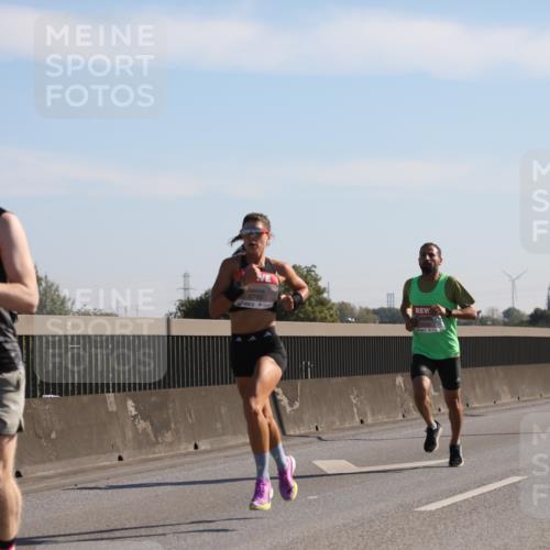 03.10.2025 - Köhlbrandbrückenlauf Yannick Fuchs http://msf.ph/oto/9175066 03.10.2025 11:10:59 Position 3 4004, 6740 meine-sportfotos.de