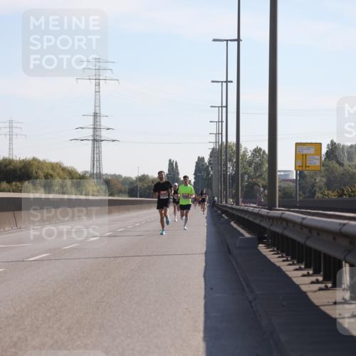 03.10.2025 - Köhlbrandbrückenlauf Yannick Fuchs http://msf.ph/oto/9175073 03.10.2025 11:11:00 Position 3  meine-sportfotos.de