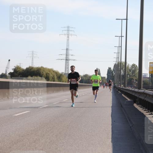 03.10.2025 - Köhlbrandbrückenlauf Yannick Fuchs http://msf.ph/oto/9175082 03.10.2025 11:11:04 Position 3  meine-sportfotos.de