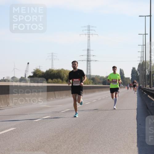 03.10.2025 - Köhlbrandbrückenlauf Yannick Fuchs http://msf.ph/oto/9175088 03.10.2025 11:11:05 Position 3  meine-sportfotos.de