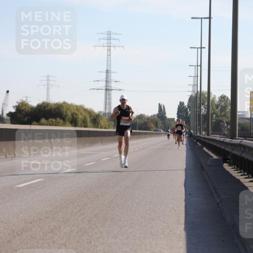 03.10.2025 - Köhlbrandbrückenlauf Yannick Fuchs http://msf.ph/oto/9175122 03.10.2025 11:11:10 Position 3  meine-sportfotos.de