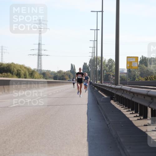 03.10.2025 - Köhlbrandbrückenlauf Yannick Fuchs http://msf.ph/oto/9175168 03.10.2025 11:11:15 Position 3  meine-sportfotos.de