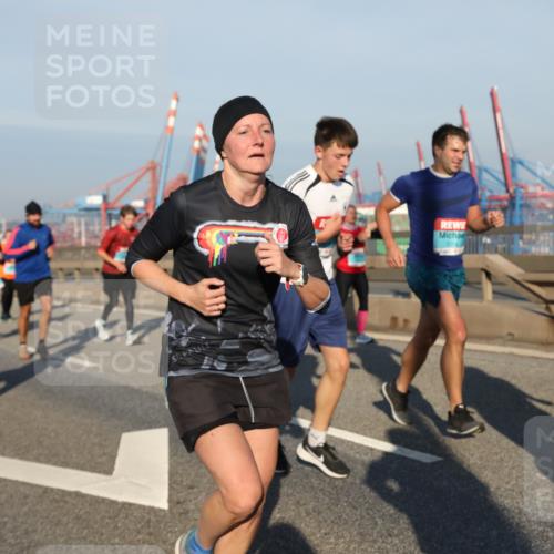 03.10.2025 - Köhlbrandbrückenlauf Yannick Fuchs http://msf.ph/oto/9175196 03.10.2025 08:44:50 Position 2  meine-sportfotos.de