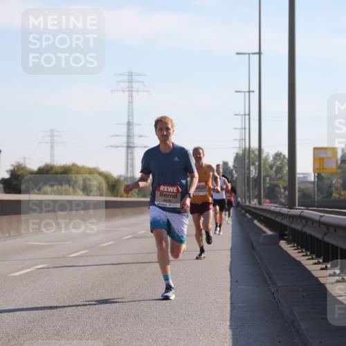 03.10.2025 - Köhlbrandbrückenlauf Yannick Fuchs http://msf.ph/oto/9175241 03.10.2025 11:11:26 Position 3 6638 meine-sportfotos.de