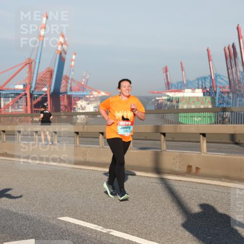 03.10.2025 - Köhlbrandbrückenlauf Yannick Fuchs http://msf.ph/oto/9175247 03.10.2025 08:44:55 Position 2 1350 meine-sportfotos.de