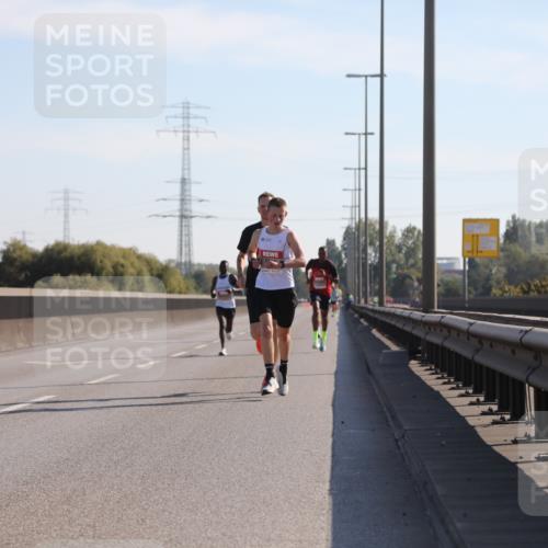 03.10.2025 - Köhlbrandbrückenlauf Yannick Fuchs http://msf.ph/oto/9175286 03.10.2025 11:11:30 Position 3  meine-sportfotos.de