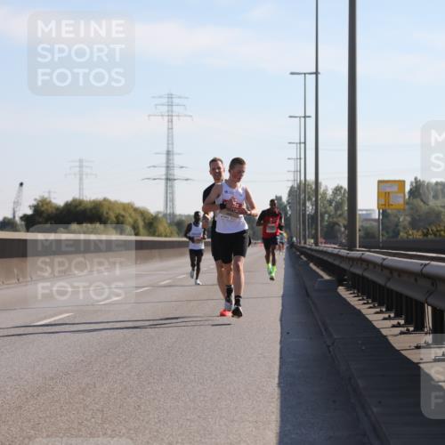 03.10.2025 - Köhlbrandbrückenlauf Yannick Fuchs http://msf.ph/oto/9175291 03.10.2025 11:11:30 Position 3  meine-sportfotos.de