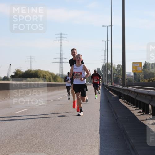 03.10.2025 - Köhlbrandbrückenlauf Yannick Fuchs http://msf.ph/oto/9175297 03.10.2025 11:11:31 Position 3 6087, 2 meine-sportfotos.de