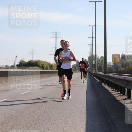 03.10.2025 - Köhlbrandbrückenlauf Yannick Fuchs http://msf.ph/oto/9175303 03.10.2025 11:11:32 Position 3 6087 meine-sportfotos.de
