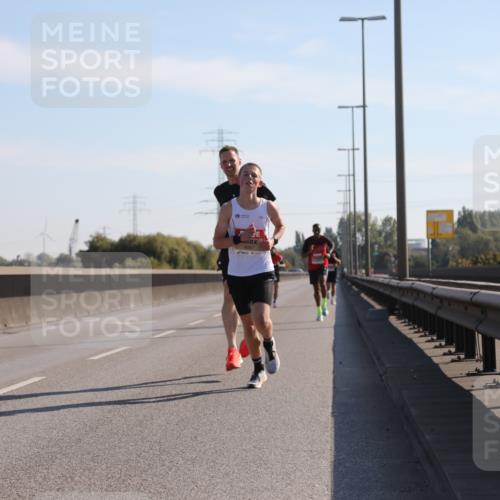 03.10.2025 - Köhlbrandbrückenlauf Yannick Fuchs http://msf.ph/oto/9175308 03.10.2025 11:11:32 Position 3 6087 meine-sportfotos.de