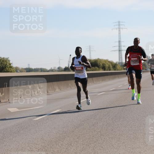03.10.2025 - Köhlbrandbrückenlauf Yannick Fuchs http://msf.ph/oto/9175325 03.10.2025 11:11:35 Position 3  meine-sportfotos.de