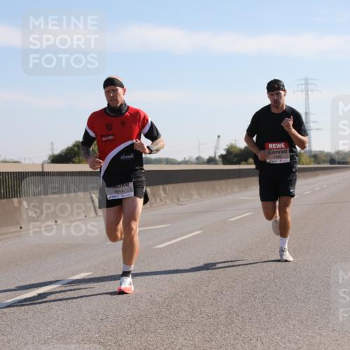 03.10.2025 - Köhlbrandbrückenlauf Yannick Fuchs http://msf.ph/oto/9175380 03.10.2025 11:11:40 Position 3 4089, 6514 meine-sportfotos.de