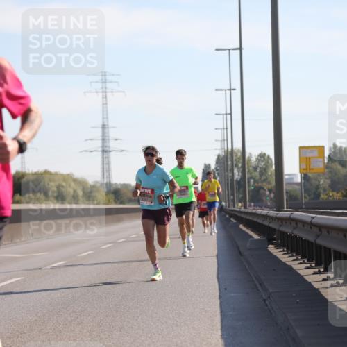 03.10.2025 - Köhlbrandbrückenlauf Yannick Fuchs http://msf.ph/oto/9175415 03.10.2025 11:11:52 Position 3 6482, 6241 meine-sportfotos.de