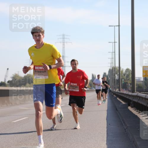 03.10.2025 - Köhlbrandbrückenlauf Yannick Fuchs http://msf.ph/oto/9175465 03.10.2025 11:12:01 Position 3 6253, 5687 meine-sportfotos.de