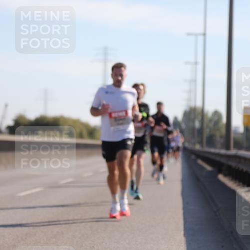 03.10.2025 - Köhlbrandbrückenlauf Yannick Fuchs http://msf.ph/oto/9175497 03.10.2025 11:12:07 Position 3  meine-sportfotos.de