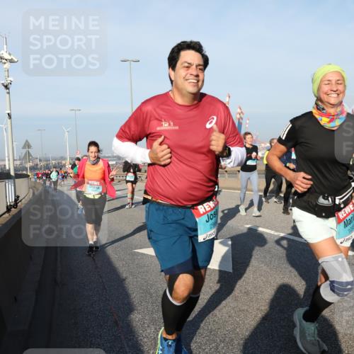 03.10.2025 - Köhlbrandbrückenlauf Yannick Fuchs http://msf.ph/oto/9175512 03.10.2025 08:45:17 Position 2 296, 1093 meine-sportfotos.de