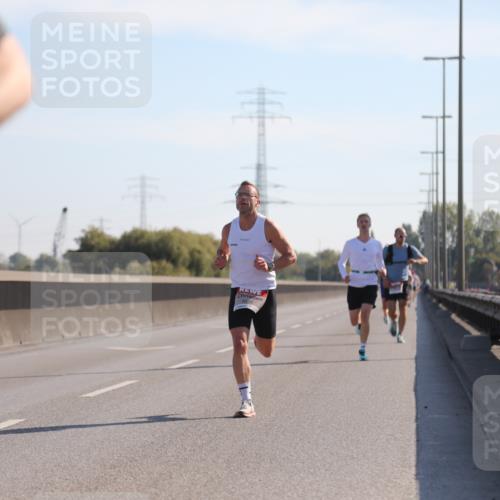 03.10.2025 - Köhlbrandbrückenlauf Yannick Fuchs http://msf.ph/oto/9175540 03.10.2025 11:12:15 Position 3 6216 meine-sportfotos.de