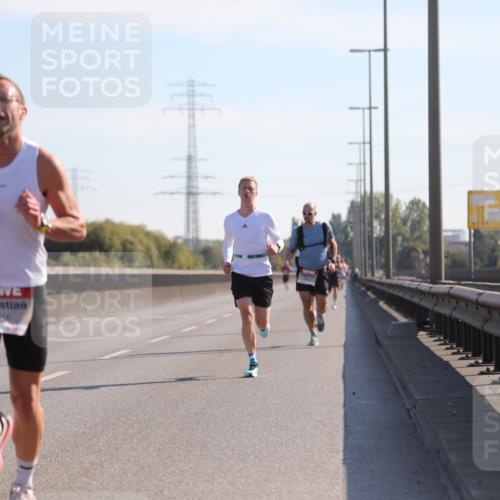 03.10.2025 - Köhlbrandbrückenlauf Yannick Fuchs http://msf.ph/oto/9175550 03.10.2025 11:12:17 Position 3 6216 meine-sportfotos.de