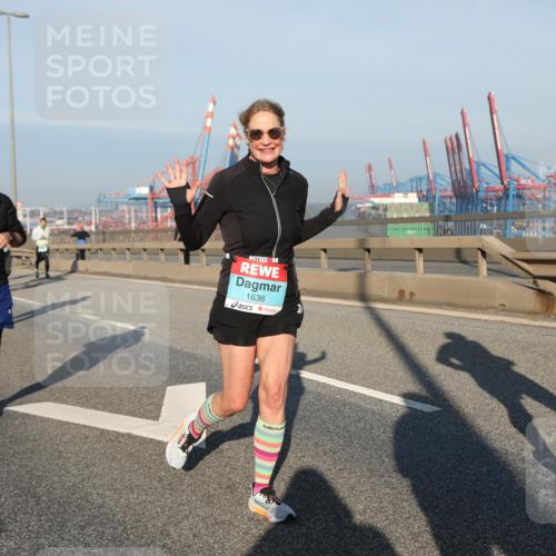 03.10.2025 - Köhlbrandbrückenlauf Yannick Fuchs http://msf.ph/oto/9175557 03.10.2025 08:45:21 Position 2 1636, 13 meine-sportfotos.de