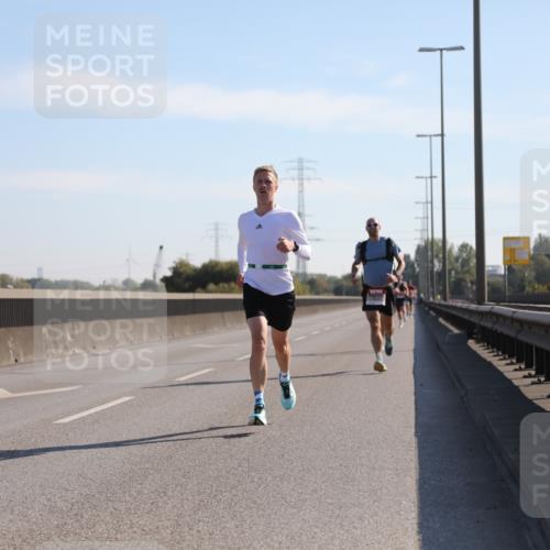03.10.2025 - Köhlbrandbrückenlauf Yannick Fuchs http://msf.ph/oto/9175564 03.10.2025 11:12:19 Position 3  meine-sportfotos.de