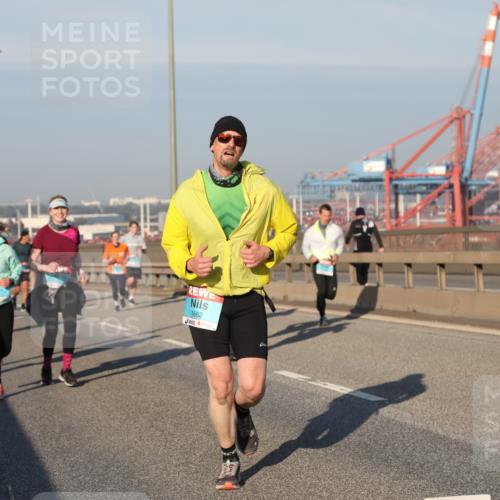 03.10.2025 - Köhlbrandbrückenlauf Yannick Fuchs http://msf.ph/oto/9175570 03.10.2025 08:45:23 Position 2 1662 meine-sportfotos.de
