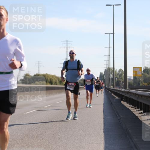 03.10.2025 - Köhlbrandbrückenlauf Yannick Fuchs http://msf.ph/oto/9175571 03.10.2025 11:12:20 Position 3 4017 meine-sportfotos.de
