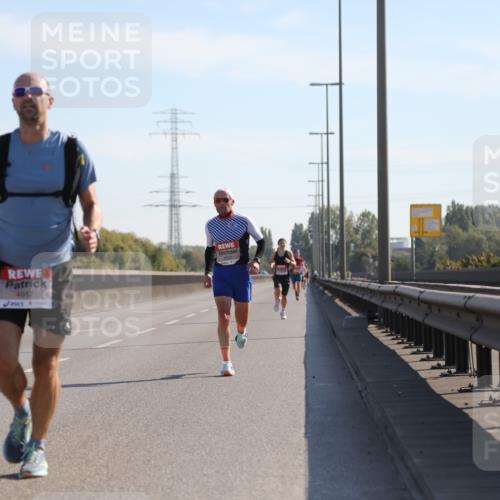 03.10.2025 - Köhlbrandbrückenlauf Yannick Fuchs http://msf.ph/oto/9175582 03.10.2025 11:12:21 Position 3 4017 meine-sportfotos.de